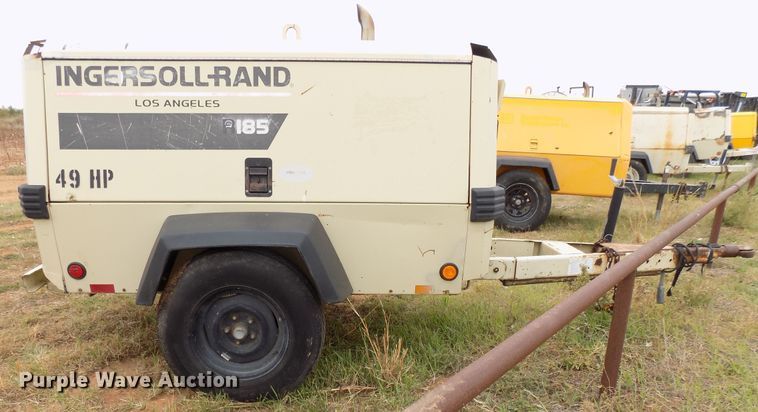 image for item FK9918 1999 Ingersoll Rand P185JD air compressor