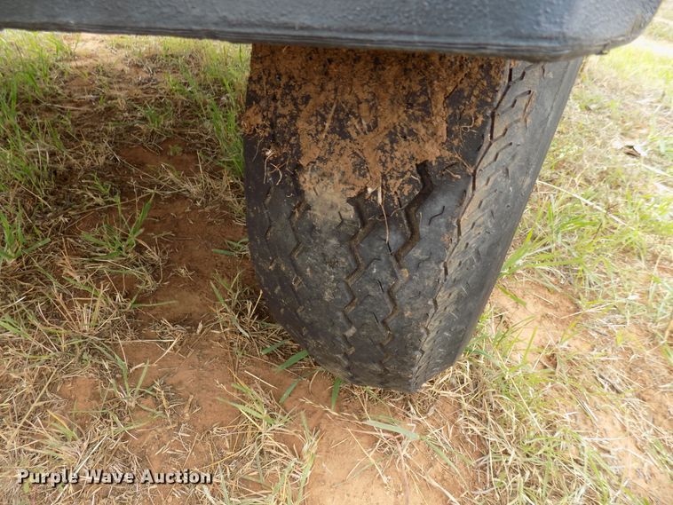 image for item FK9918 1999 Ingersoll Rand P185JD air compressor