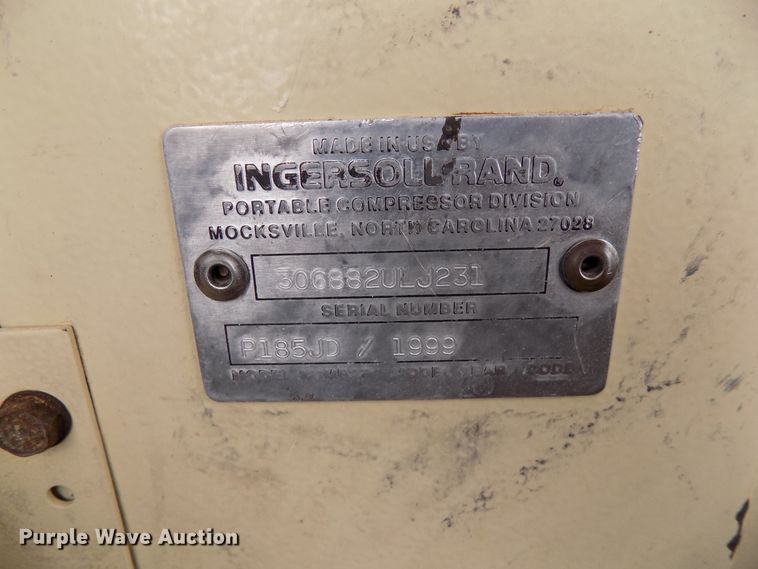 image for item FK9918 1999 Ingersoll Rand P185JD air compressor