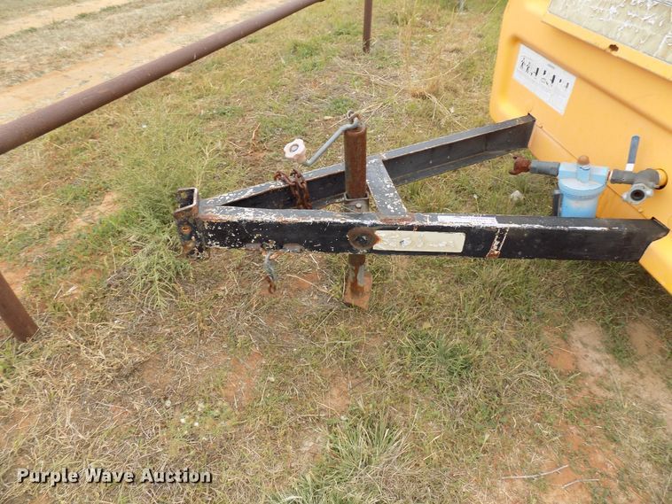 image for item FK9919 1994 Ingersoll Rand P185DWJD air compressor