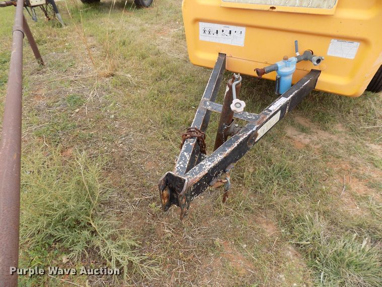 image for item FK9919 1994 Ingersoll Rand P185DWJD air compressor