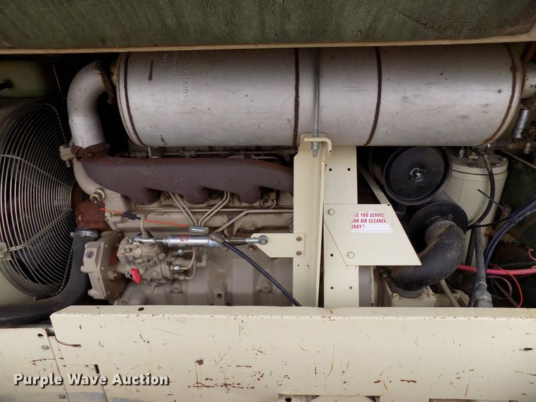 image for item FK9919 1994 Ingersoll Rand P185DWJD air compressor