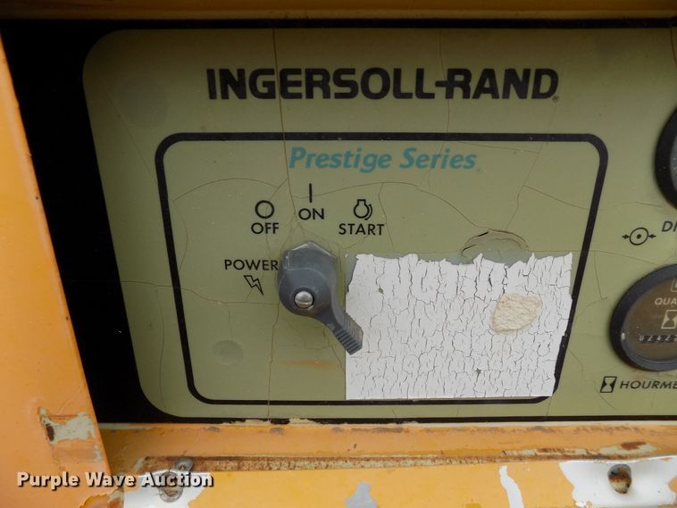 image for item FK9919 1994 Ingersoll Rand P185DWJD air compressor