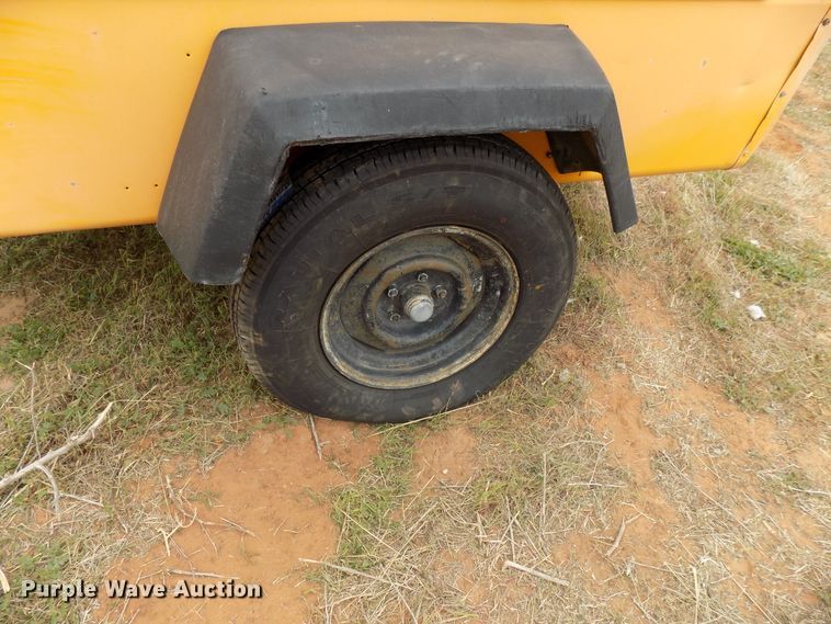 image for item FK9919 1994 Ingersoll Rand P185DWJD air compressor