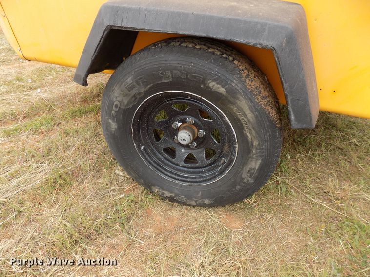 image for item FK9919 1994 Ingersoll Rand P185DWJD air compressor