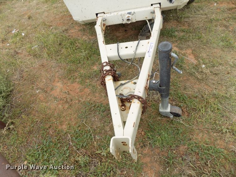 image for item FK9920 1999 Ingersoll Rand XP185WJD air compressor