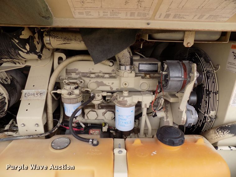 image for item FK9920 1999 Ingersoll Rand XP185WJD air compressor