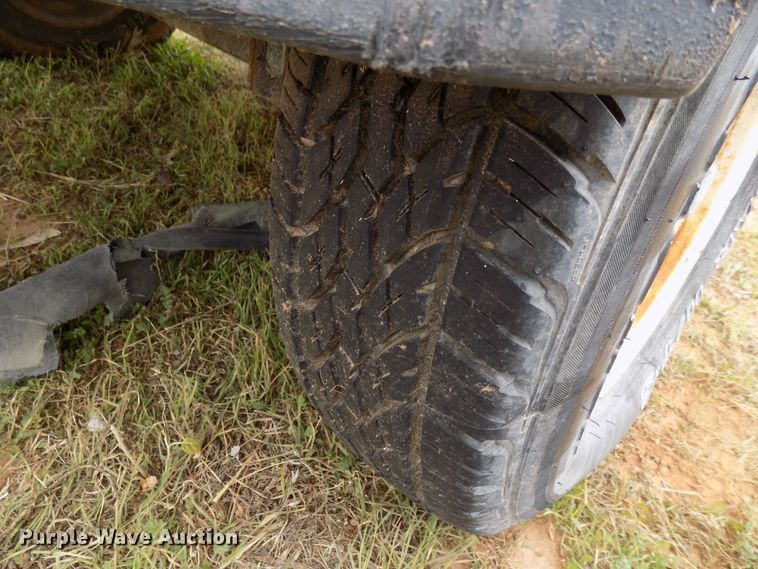 image for item FK9920 1999 Ingersoll Rand XP185WJD air compressor