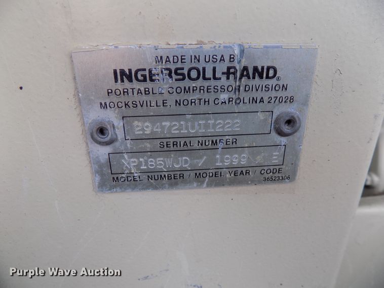 image for item FK9920 1999 Ingersoll Rand XP185WJD air compressor