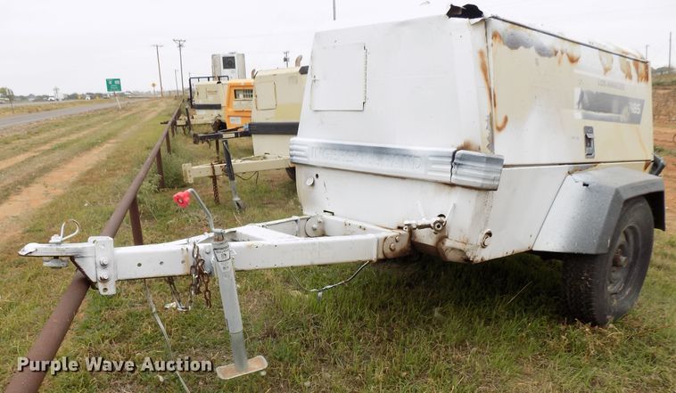 image for item FK9921 1999 Ingersoll Rand P185JD air compressor