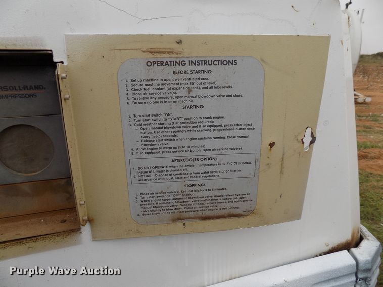image for item FK9921 1999 Ingersoll Rand P185JD air compressor