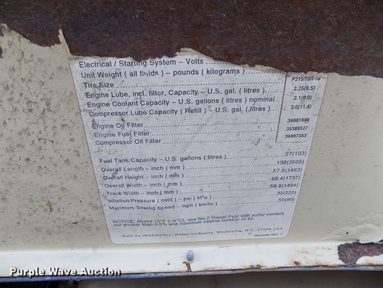 image for item FK9921 1999 Ingersoll Rand P185JD air compressor