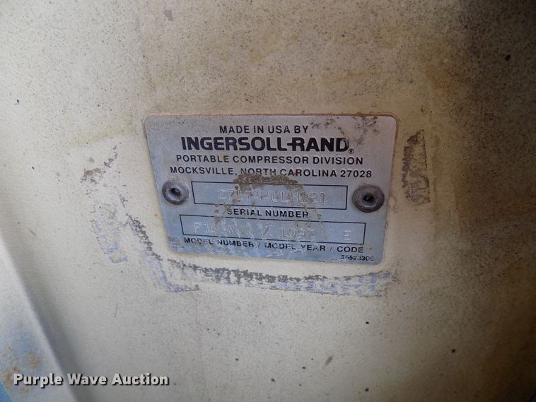 image for item FK9922 1997 Doosan P185WJD air compressor