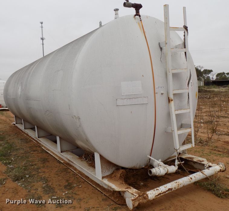 image for item FK9923 Bulk fuel tank