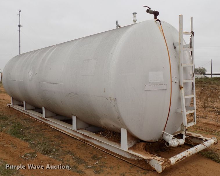 image for item FK9923 Bulk fuel tank