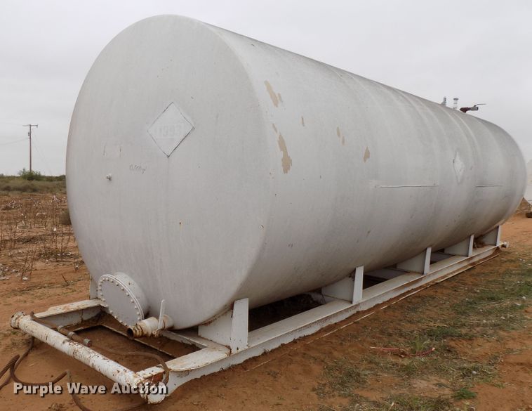 image for item FK9923 Bulk fuel tank