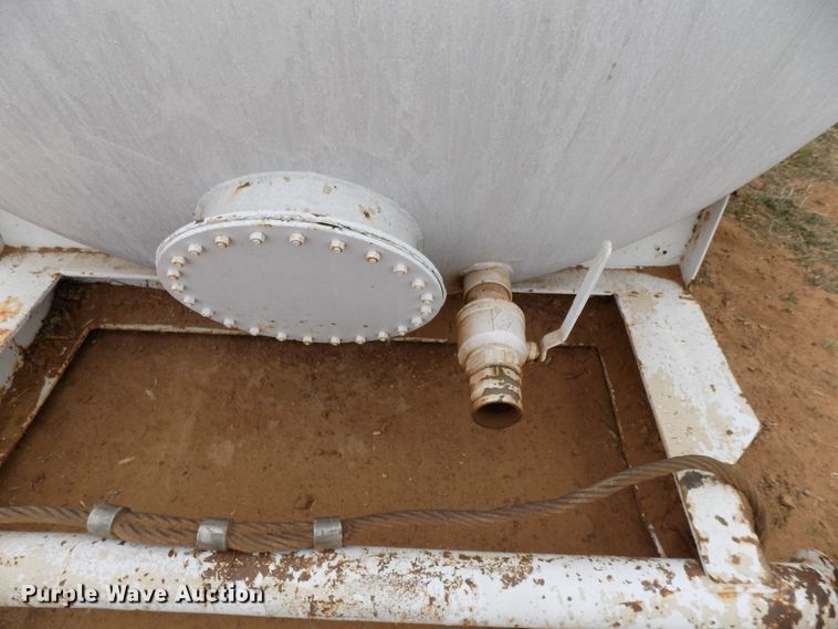 image for item FK9923 Bulk fuel tank