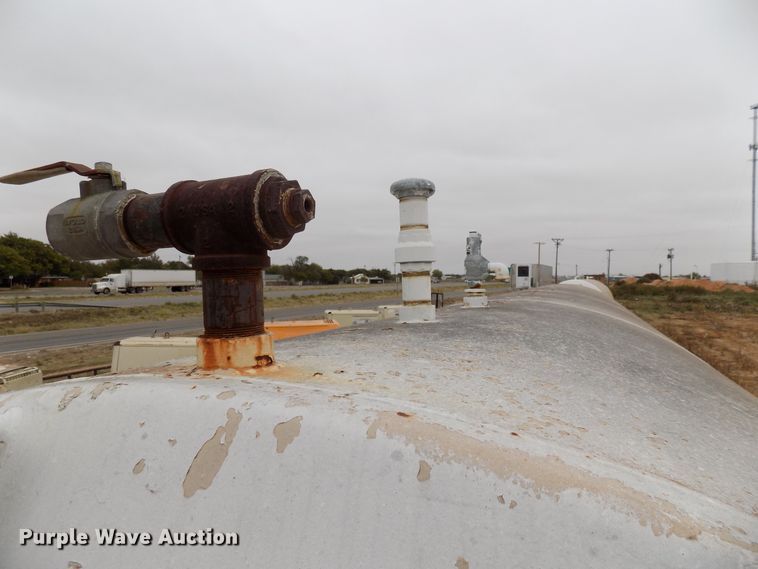 image for item FK9923 Bulk fuel tank