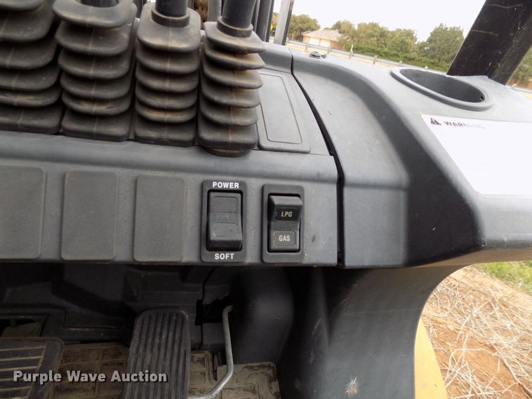 image for item FK9925 Caterpillar 2P5000 forklift