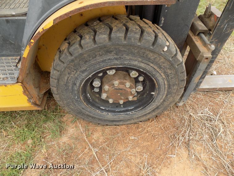 image for item FK9925 Caterpillar 2P5000 forklift