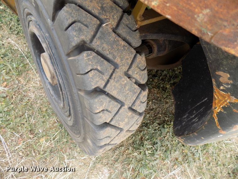 image for item FK9925 Caterpillar 2P5000 forklift