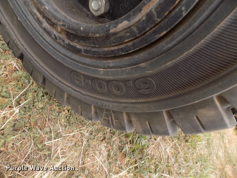 image for item FK9925 Caterpillar 2P5000 forklift