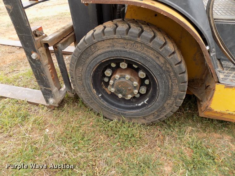 image for item FK9925 Caterpillar 2P5000 forklift