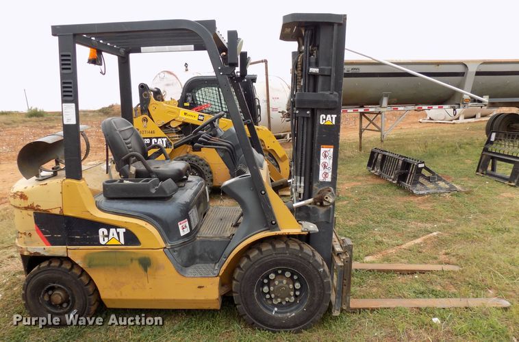 image for item FK9926 Caterpillar 2P5000 forklift