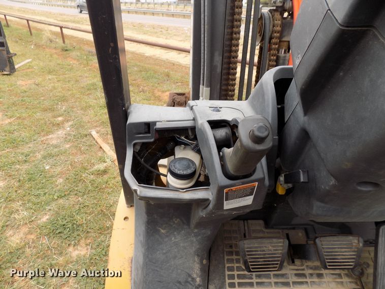 image for item FK9926 Caterpillar 2P5000 forklift