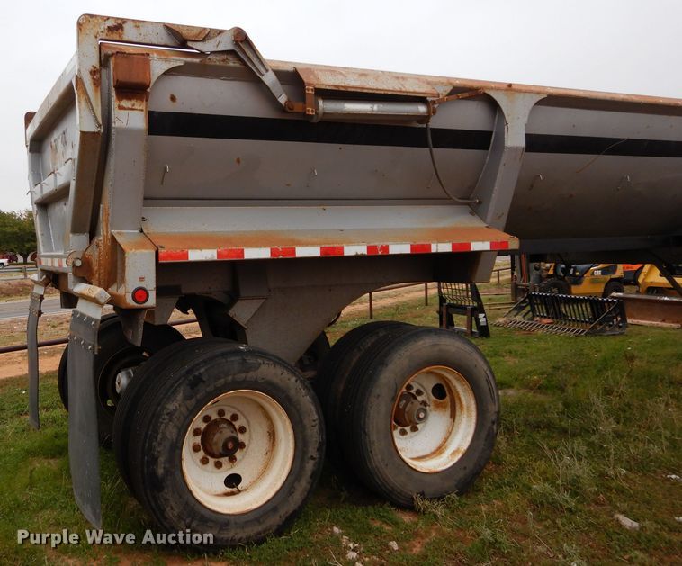 image for item FK9928 1997 Ranch Manufacturing Co end dump trailer