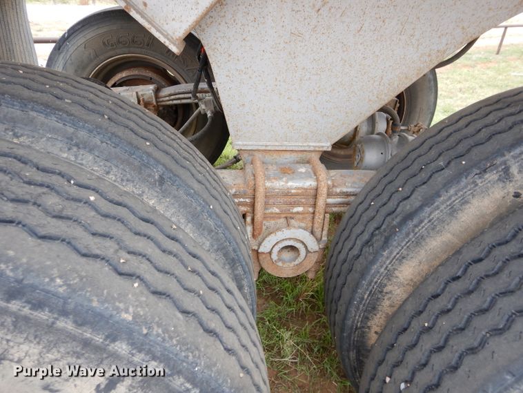 image for item FK9928 1997 Ranch Manufacturing Co end dump trailer