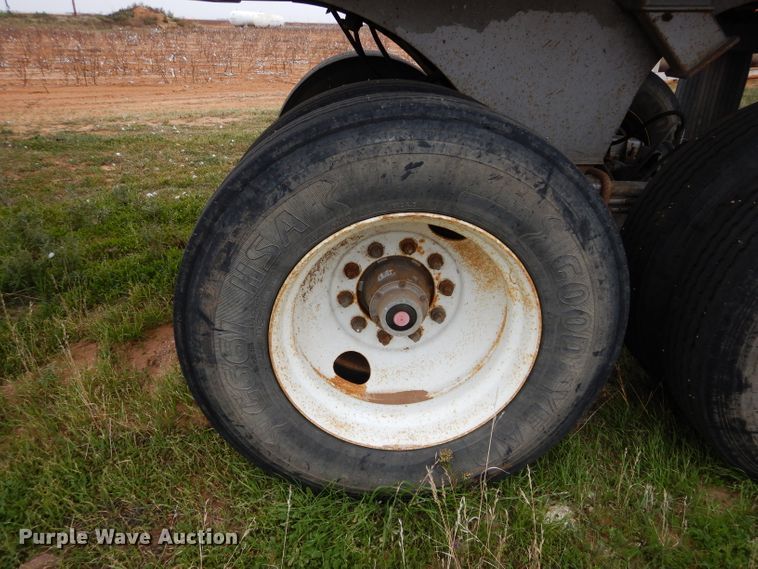 image for item FK9928 1997 Ranch Manufacturing Co end dump trailer