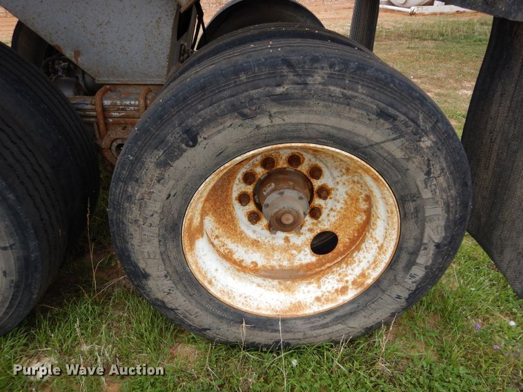 image for item FK9928 1997 Ranch Manufacturing Co end dump trailer