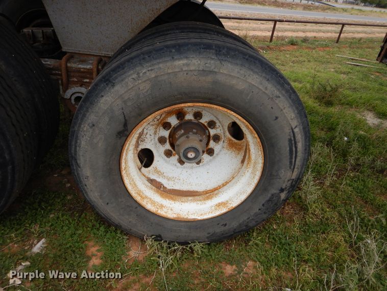 image for item FK9928 1997 Ranch Manufacturing Co end dump trailer