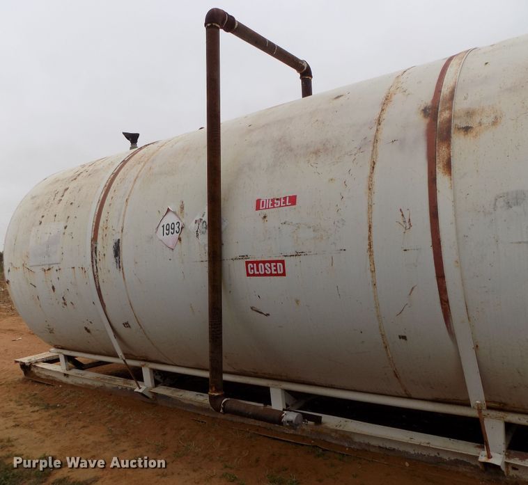 image for item FK9929 Bulk fuel tank