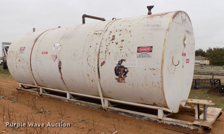 image for item FK9929 Bulk fuel tank