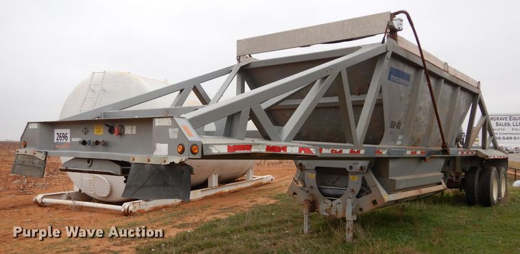 image for item FK9930 2013 Tecumseh bottom dump trailer