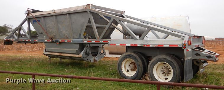 image for item FK9930 2013 Tecumseh bottom dump trailer