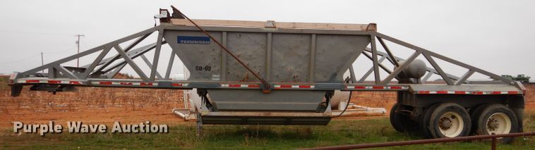 image for item FK9930 2013 Tecumseh bottom dump trailer