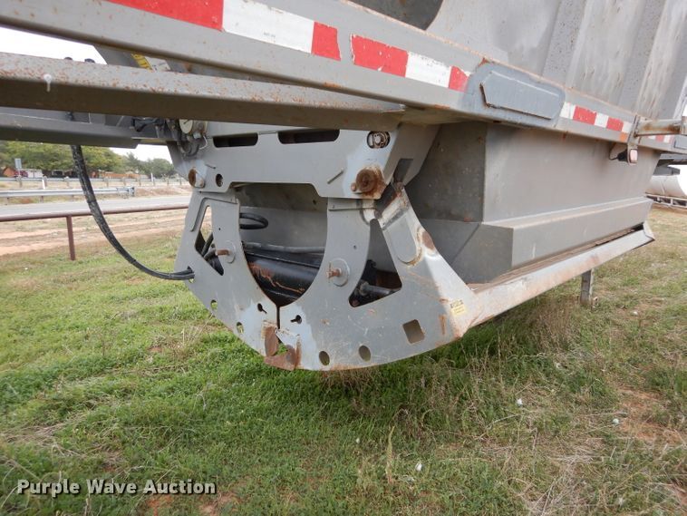 image for item FK9930 2013 Tecumseh bottom dump trailer