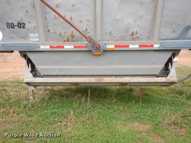 image for item FK9930 2013 Tecumseh bottom dump trailer