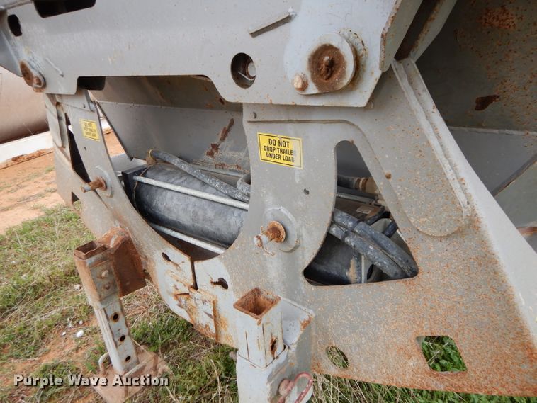 image for item FK9930 2013 Tecumseh bottom dump trailer