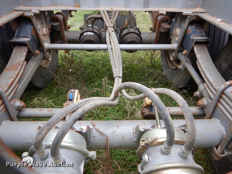 image for item FK9930 2013 Tecumseh bottom dump trailer