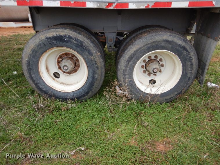 image for item FK9930 2013 Tecumseh bottom dump trailer