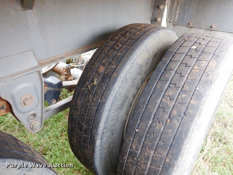 image for item FK9930 2013 Tecumseh bottom dump trailer