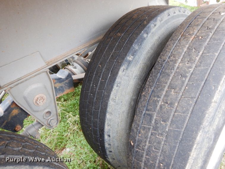 image for item FK9930 2013 Tecumseh bottom dump trailer