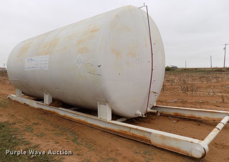 image for item FK9931 Bulk fuel tank