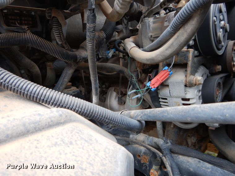 image for item FK9933 2005 Chevrolet C7500 fuel truck