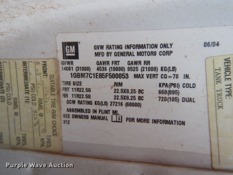 image for item FK9933 2005 Chevrolet C7500 fuel truck