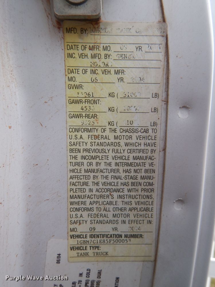 image for item FK9933 2005 Chevrolet C7500 fuel truck